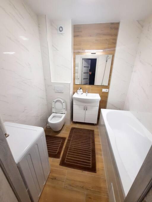 Apartament Dragut In Centrul Orasului! Chisinau Luaran gambar