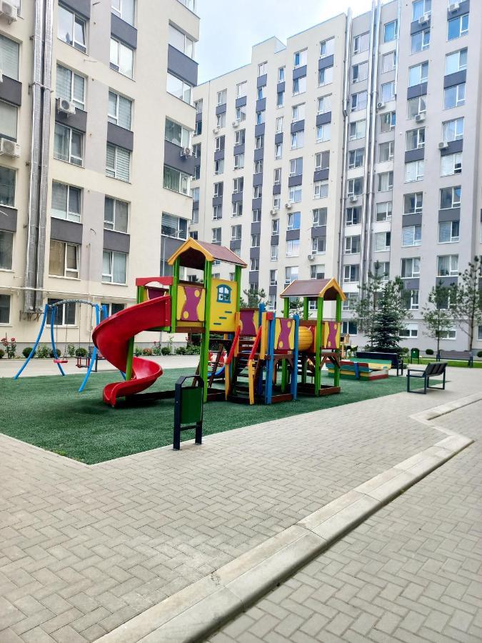 Apartament Dragut In Centrul Orasului! Chisinau Luaran gambar